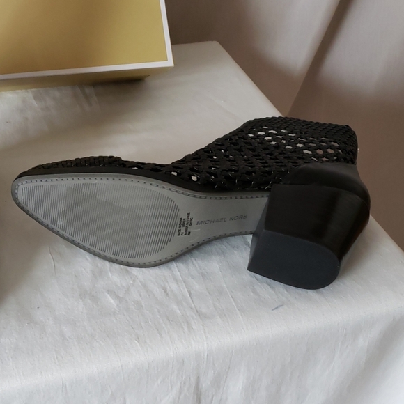 New Michael Kors Augustine Woven Ankle Mid boot - Picture 5 of 8